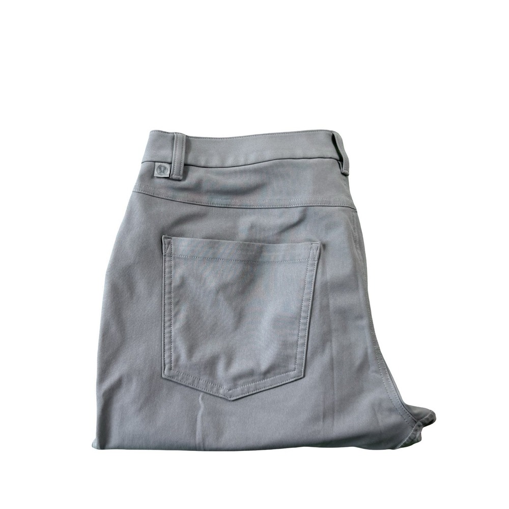 Lululemon Gray ABC Performance Mens Flat Front Chino Pants 33x28 LM5AQHS